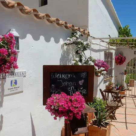 Lagabella Bed & Breakfast